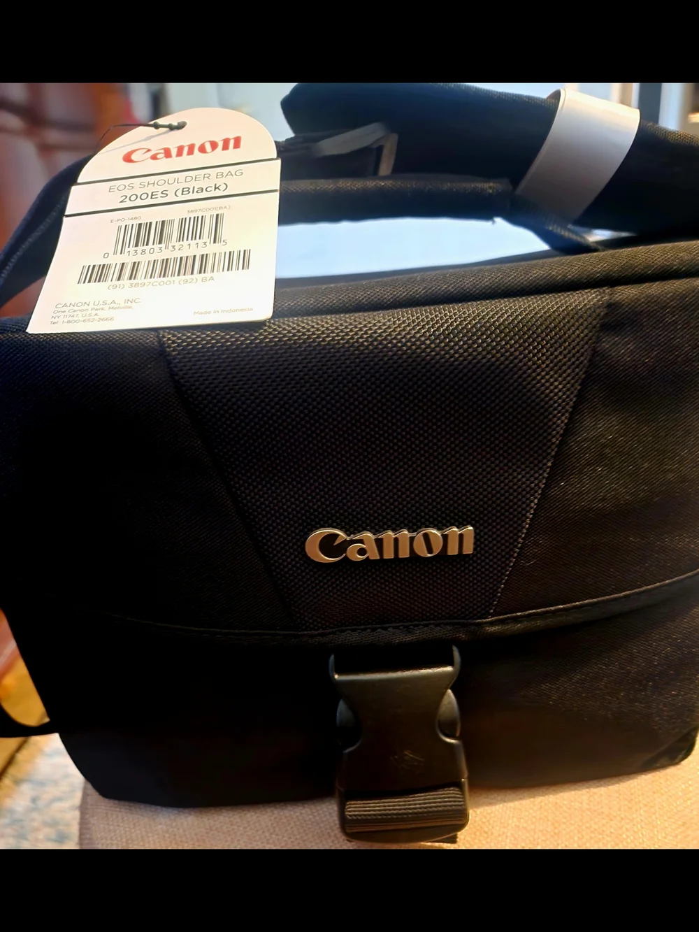 Canon EOS Shoulder Bag 200ES in Black